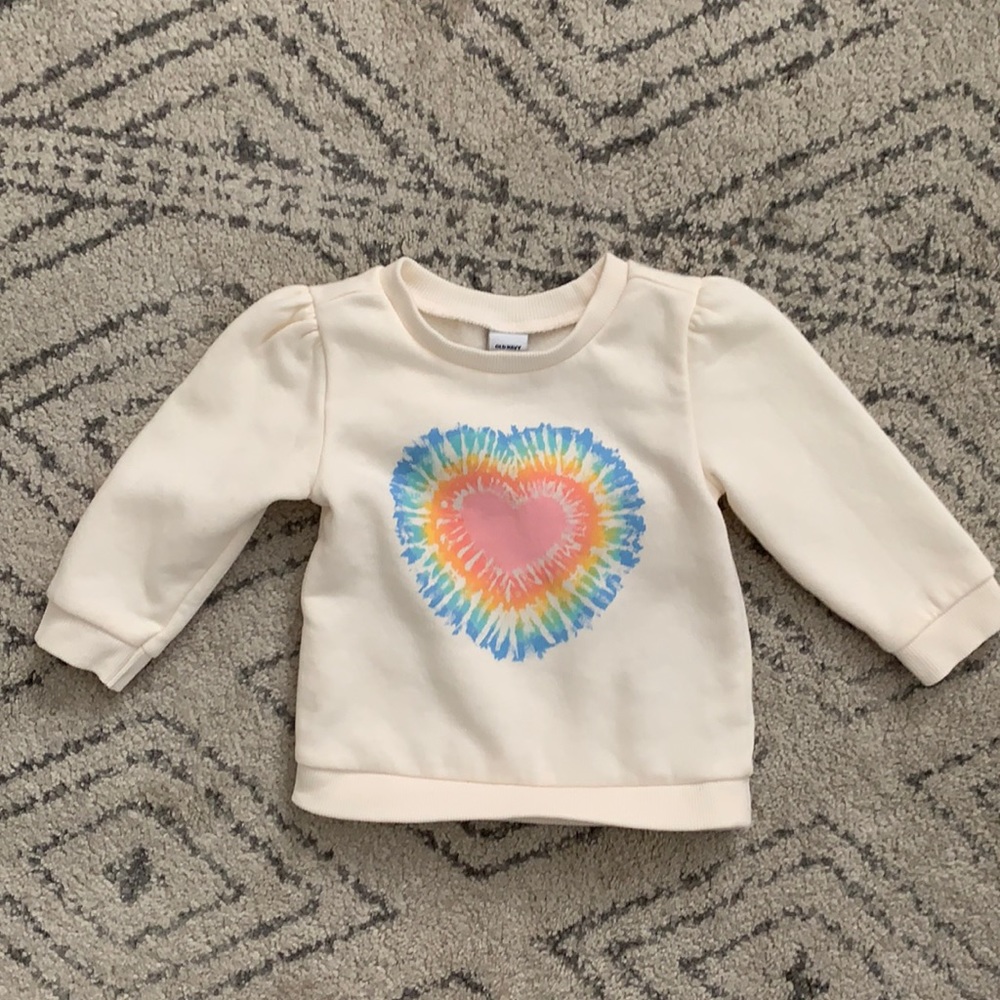 Old navy sweatshirt